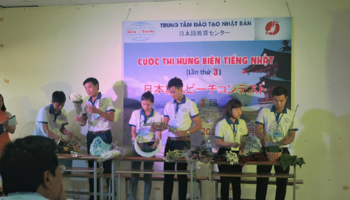 Cuộc thi hùng biện lần 3: Chủ đề cắm hoa và kỷ niệm ngày nhà giáo Việt Nam 20-11